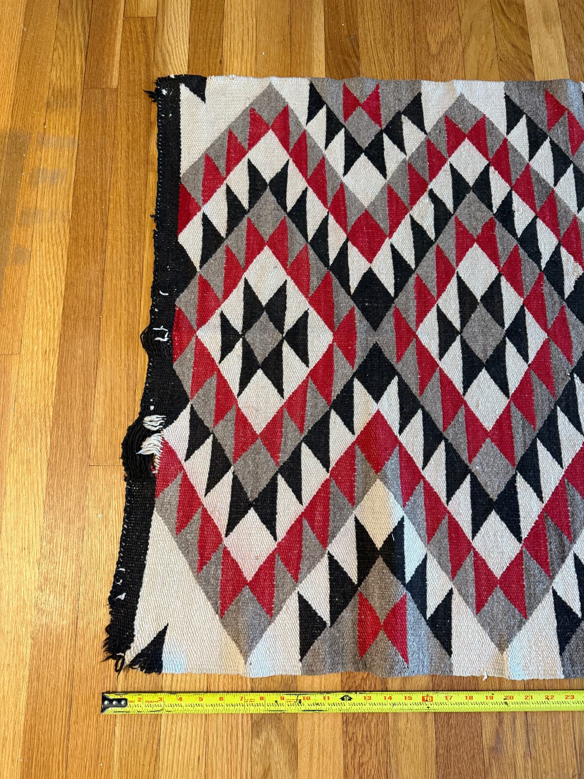 Stunning Navajo Rug Eye Dazzler Approximately 58" by 34.5" 2