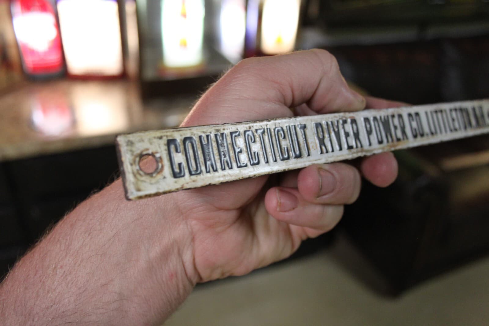 SCARCE 1920s CONNECTICUT RIVER POWER AND LIGHT COMPANY PORCELAIN SIGN REDDY GAS 3