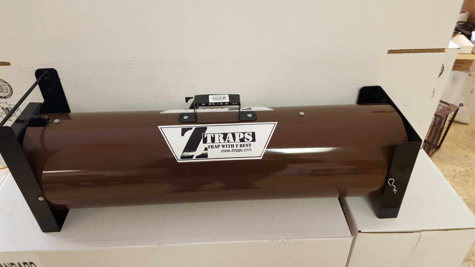  8" SPRAY PROOF GREAT FOR RACCOONS OPOSSUM 8"X28" ZTRAP