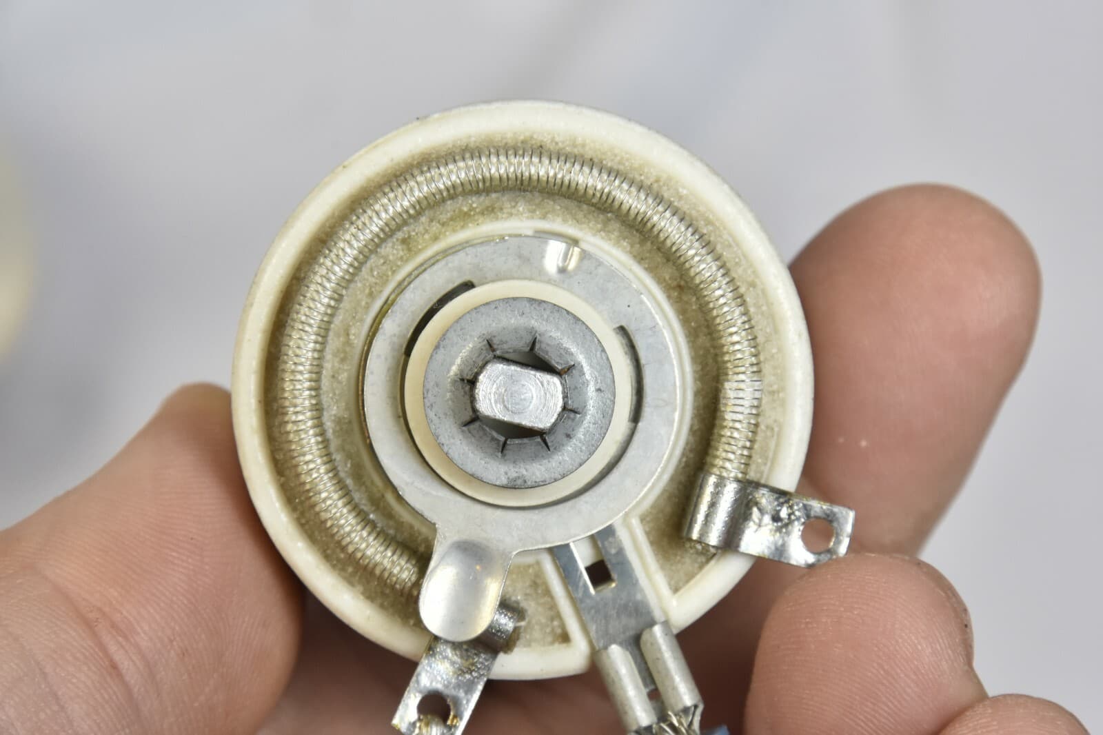  Memcor Rheostat Resistor 200 ohms, 25 Watt, 0.35 Amp, + knob, fan speed control 5