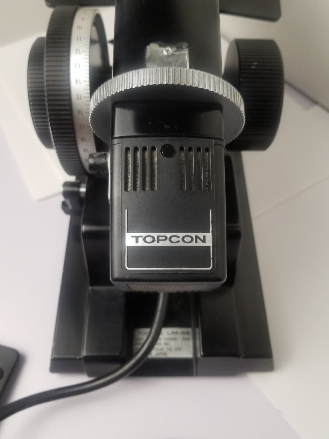 Topcon LM-6E Manual Lensmeter Lensometer Optometry 120V Working Condition 2