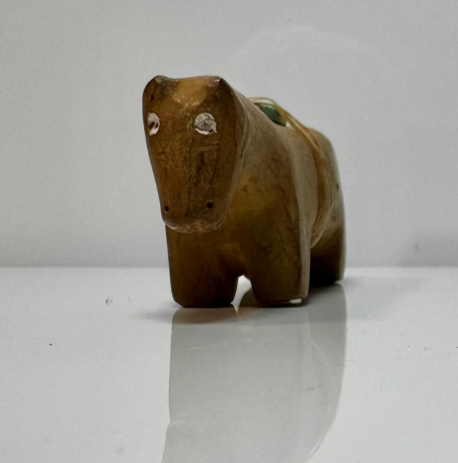 RARE Native Zuni Carved Bear Fetish Attributed to Leo Poblano or Theodore Kucate 2