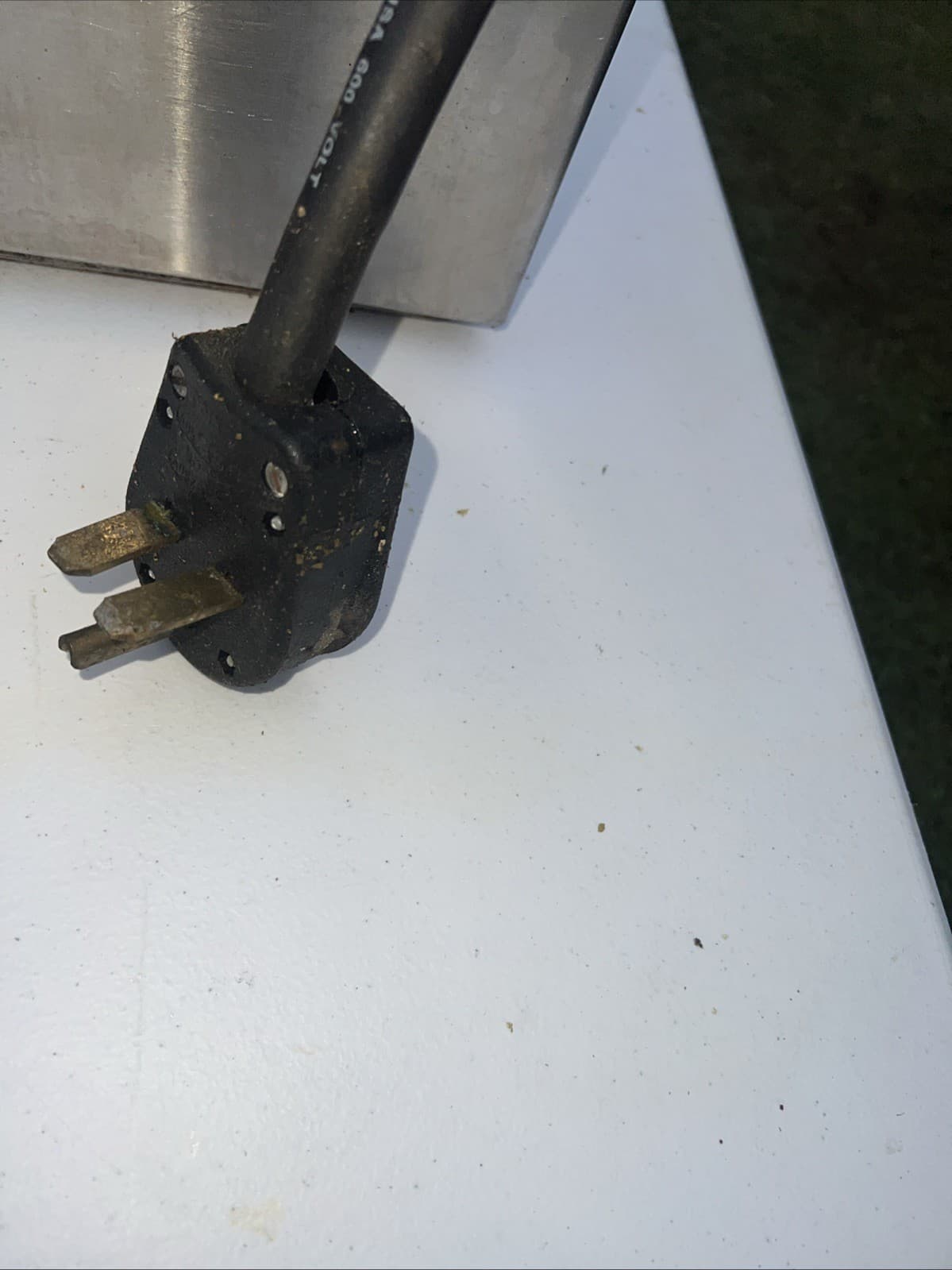 Wells F-49 Countertop 15lb Low Wattage Single Basket Electric Fryer -needs clean 2