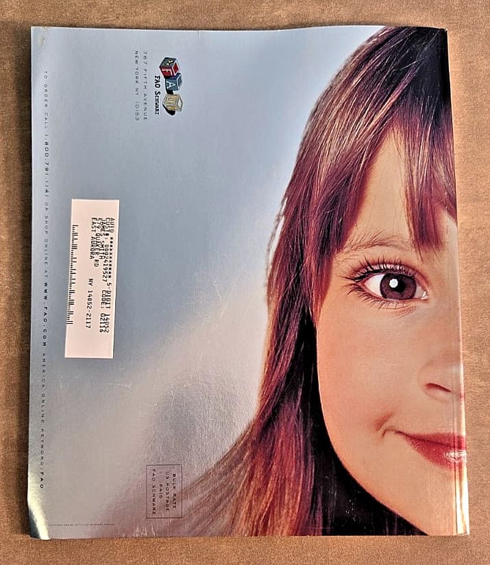 FAO Schwarz 2000 The Ultimate Toy Catalogue *Features $100,000 Monopoly Game* 3