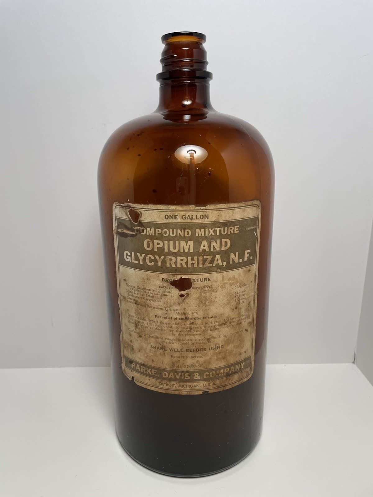 Vintage OPIUM and GLYCYRRHIZA, N. F. Medicine Bottle EMPTY