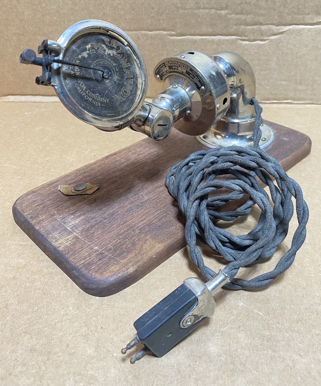 MAGNAVOX LOUD SPEAKING TRANSMITTER TYPE MT MODEL 4, Reproducer Rare Find