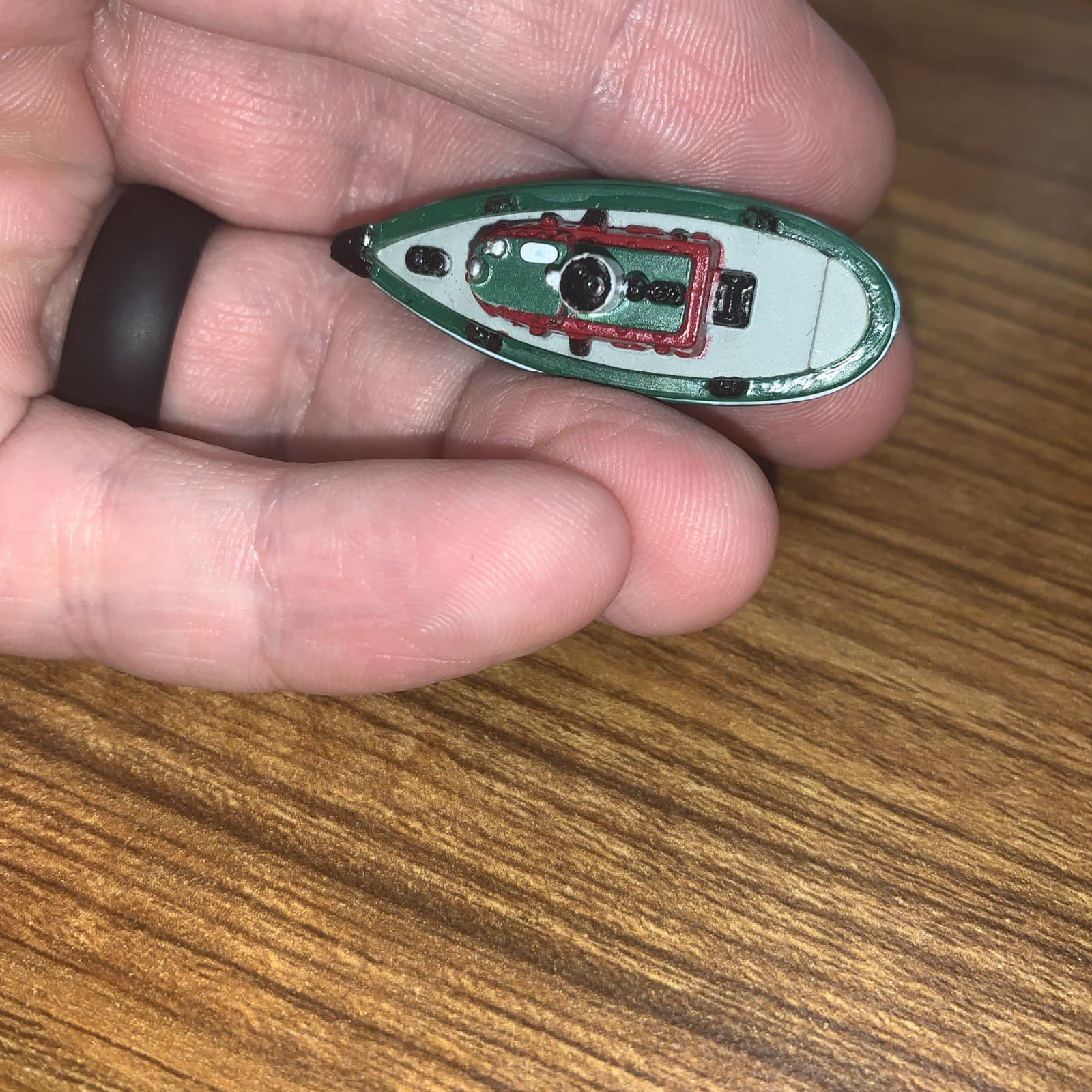 1990 Micro Machines Galoob Hasbro Tug Boat Green and Red 5