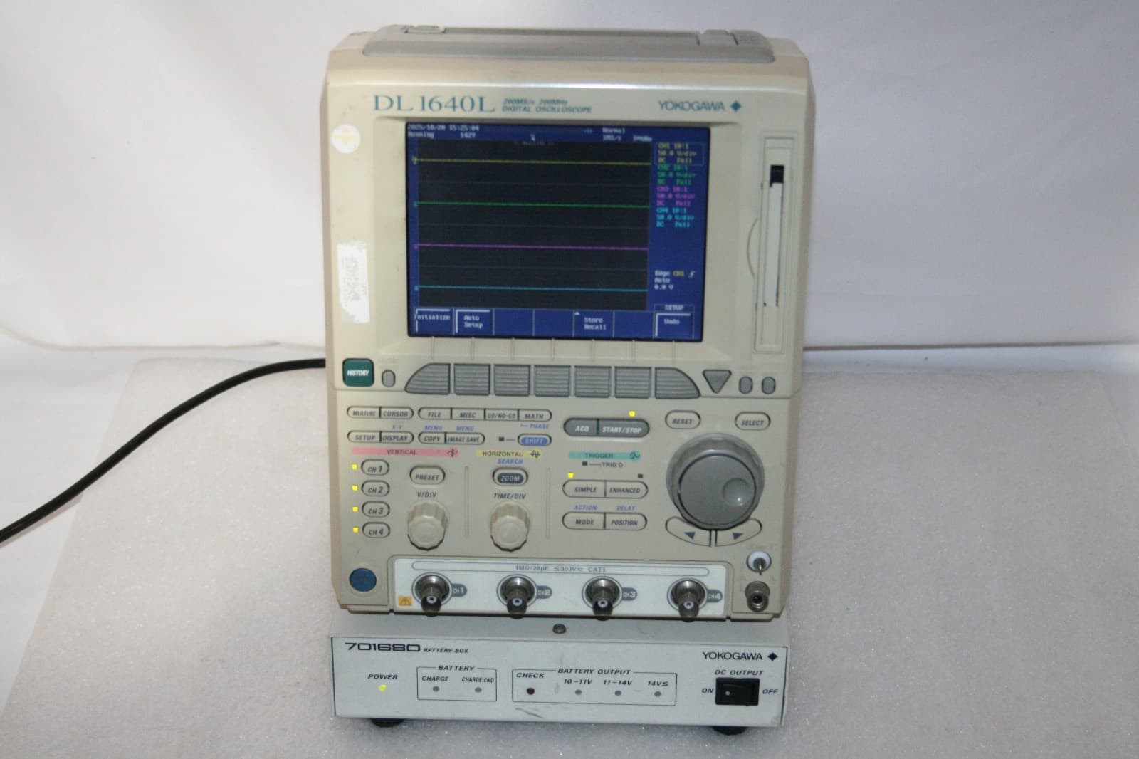 Yokogawa DL1640L 200MHz 200MS/s Digital Oscilloscope DL1640 701620 - READ