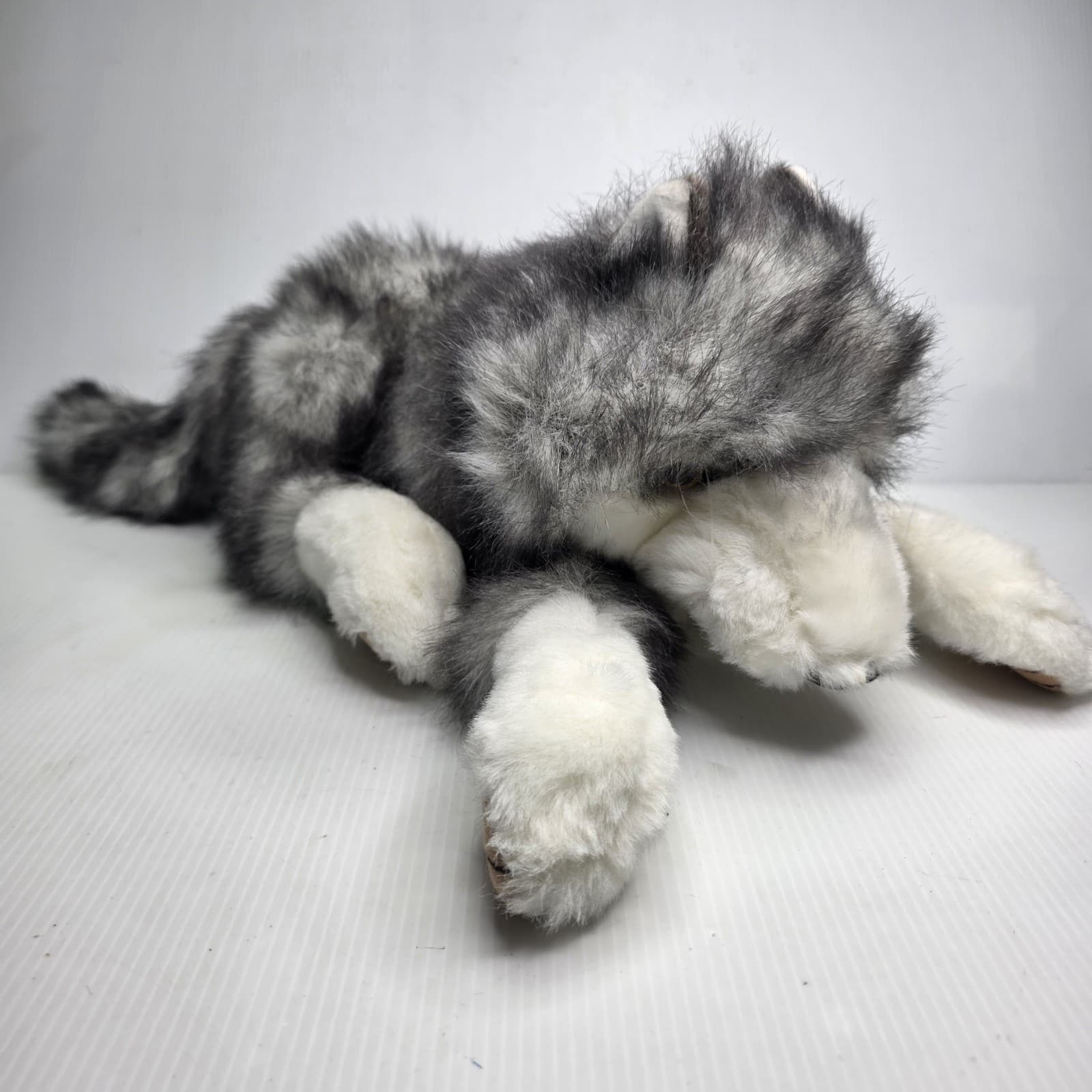 Folktails Folkmanis Furry Folk Puppet Timber Wolf Realistic Plush Husky Dog 15"