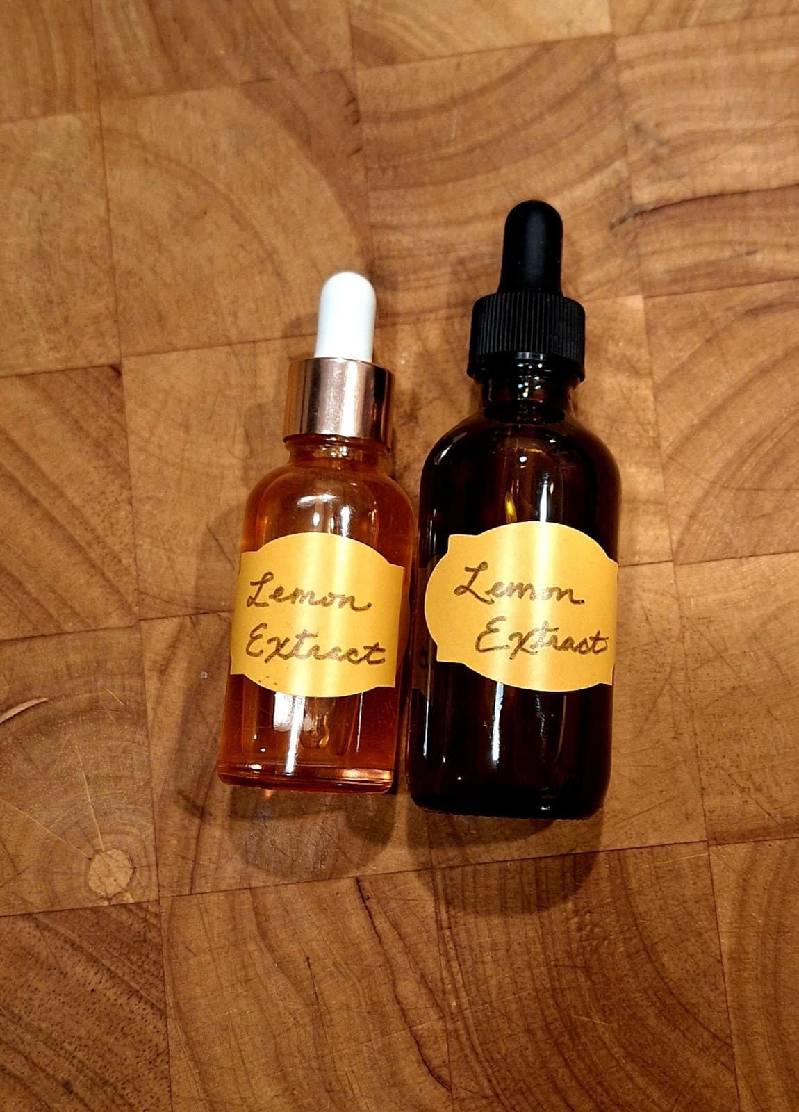 Handcrafted Lemon Extract - 2oz. 2