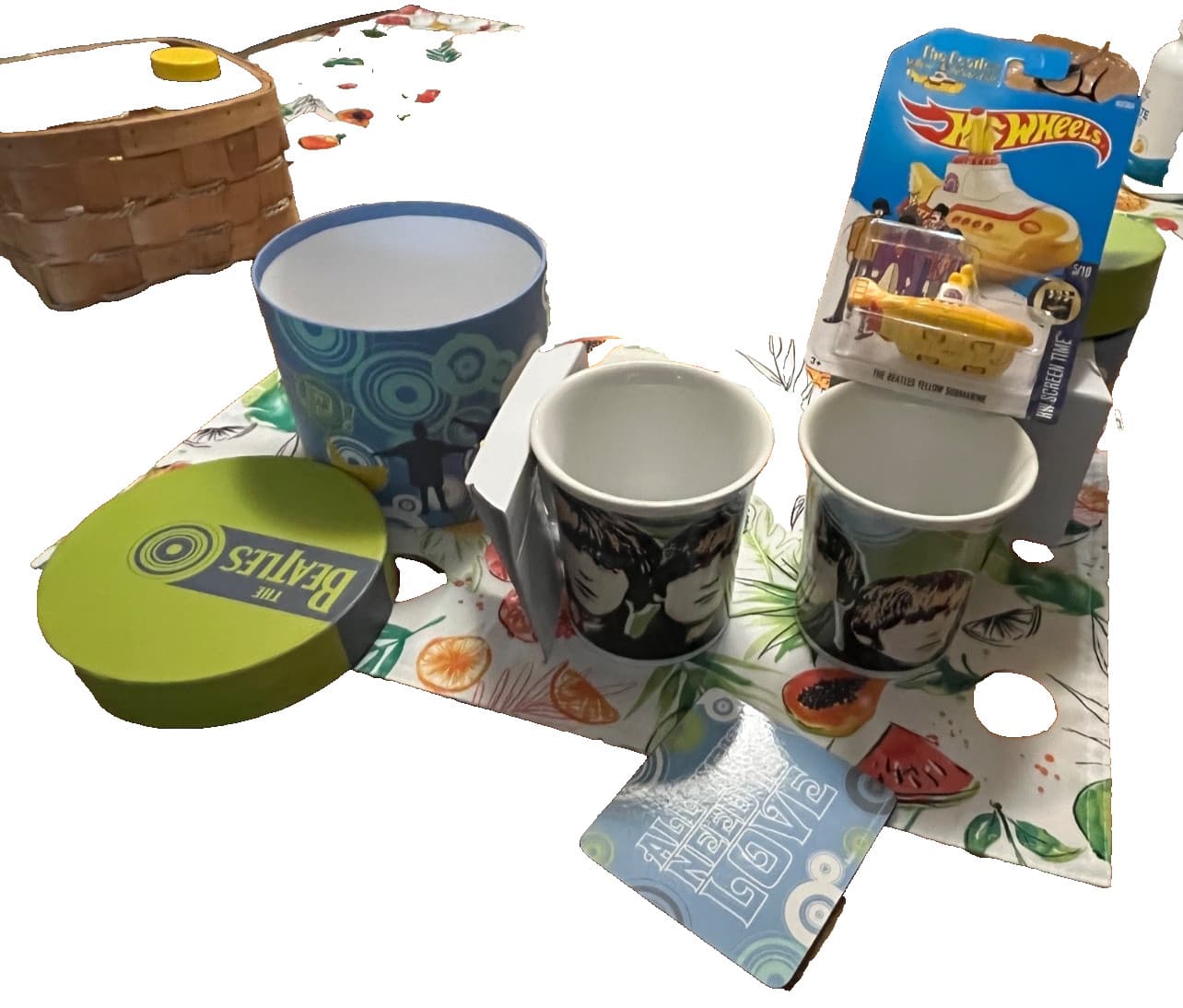 THE BEATLES COOL STUFF  ITEMS RINGO  PAUL MC CARTNEY TEA CUP RELISTED 3