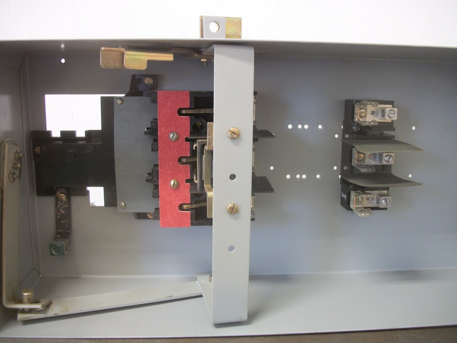 WESTINGHOUSE FUSIBLE BUS PLUG ITAP361 30AMP 600VOLT 3PH 3W 2