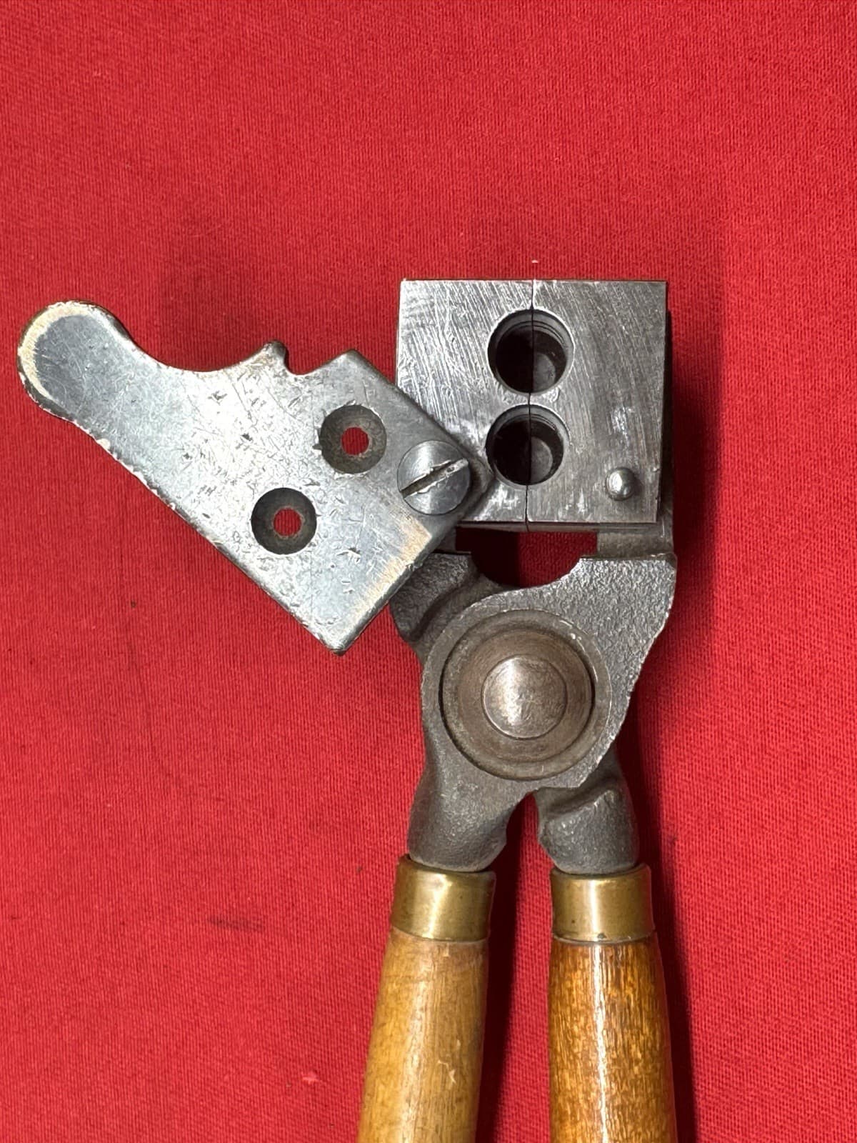 Ideal Lyman 429336 Dual Cavity 44 cal 250 gr Bullet Mold With Handles 6