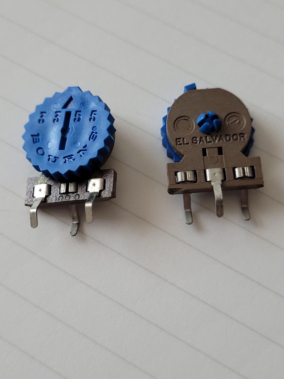 10 pcs - Bourns 100 Ohm Verticle Thumb Wheel Trimmer Potentiometer  2