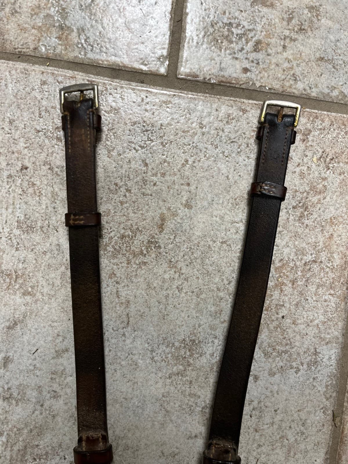 Leather cheek pieces, 3/4 inch 6