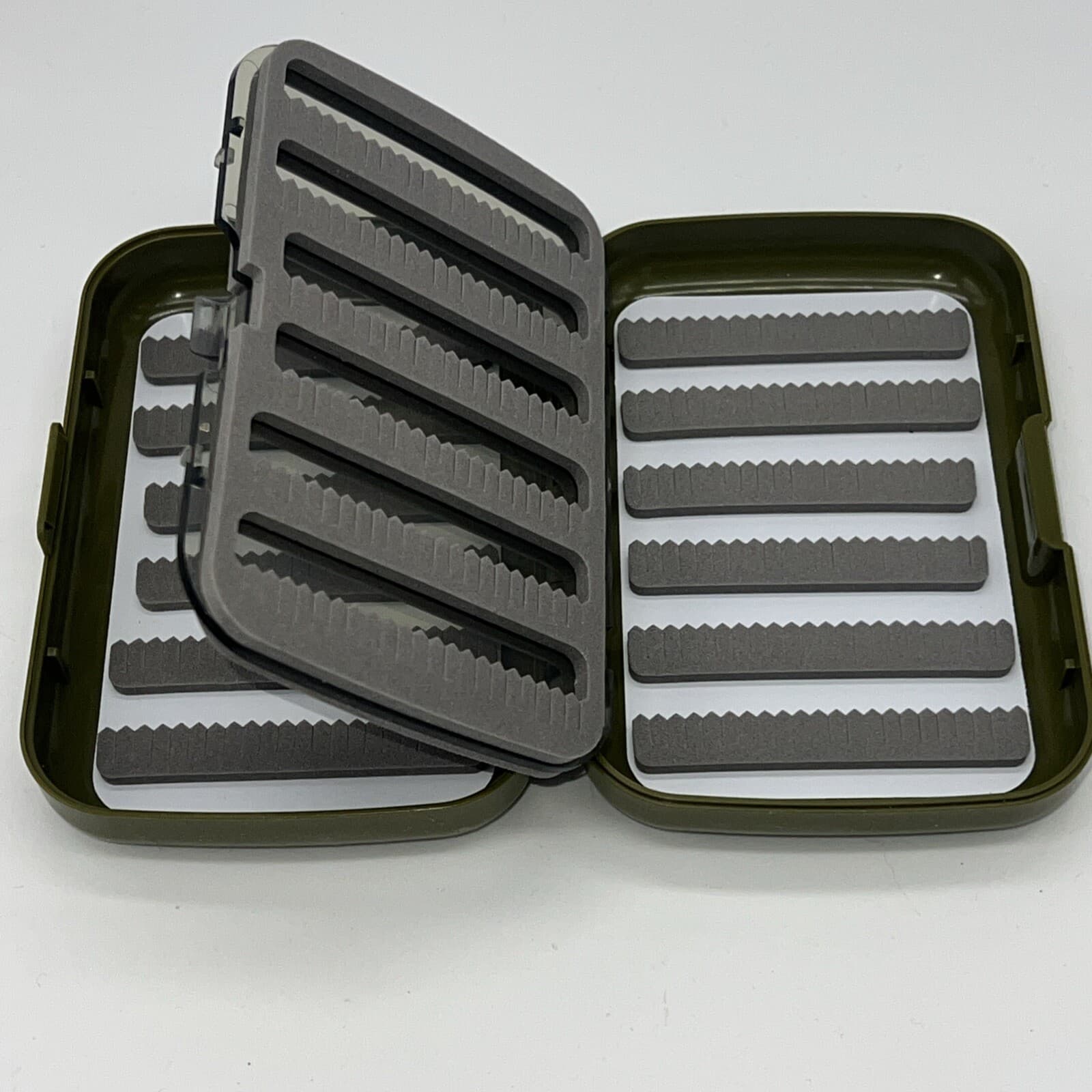 Swing Leaf Fly Box With Large Capacity (500+ flies) Olive 2