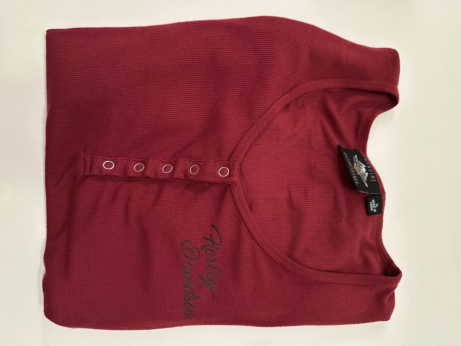 Harley Davidson Women's V Neck LS Red Henley Top,  Size XL 6