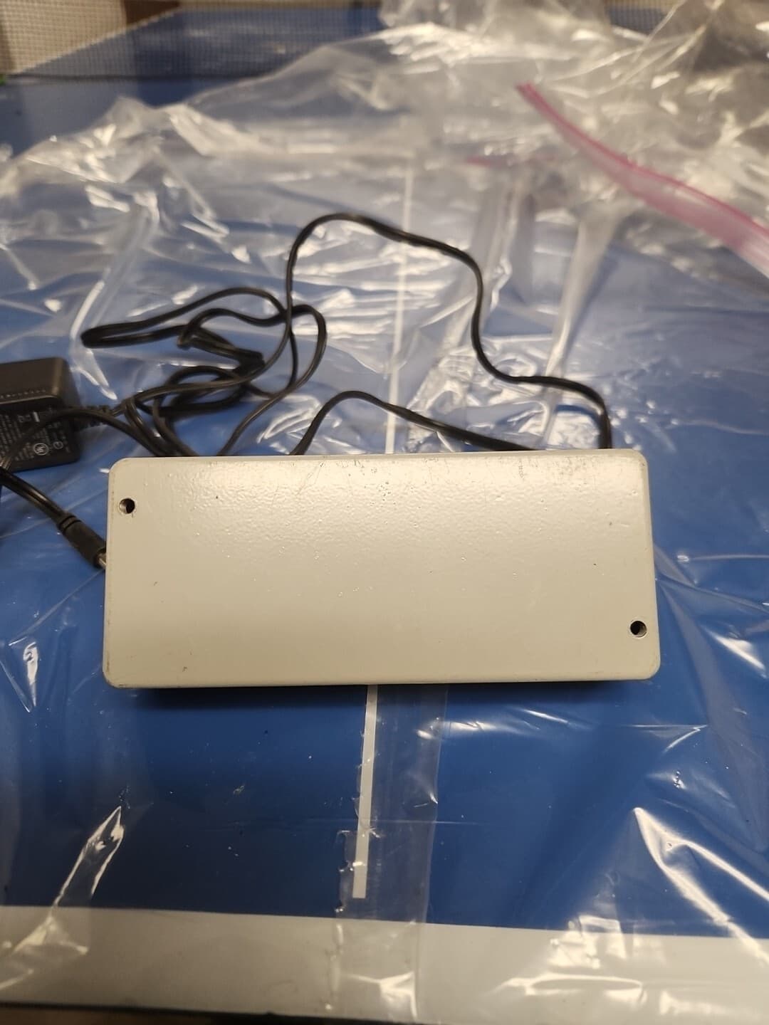 HyperLink HA2401DX-XL1000 1 Watt 802.11b Indoor WiFi Amplifier 6