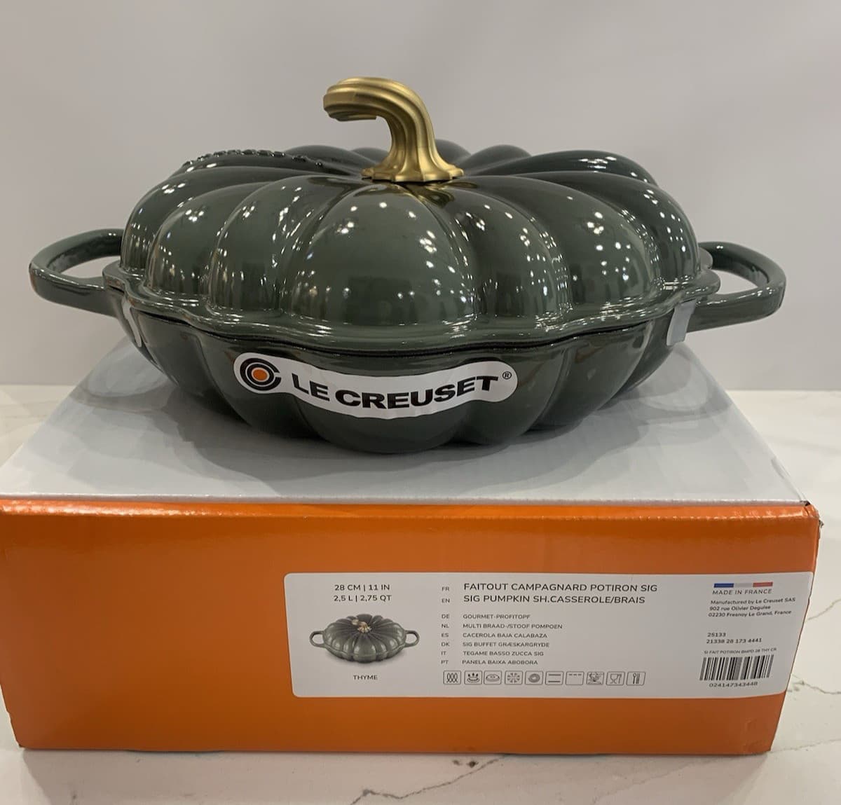 Le Creuset Enameled Cast Iron Pumpkin Braiser 3.7L ,Thyme 2