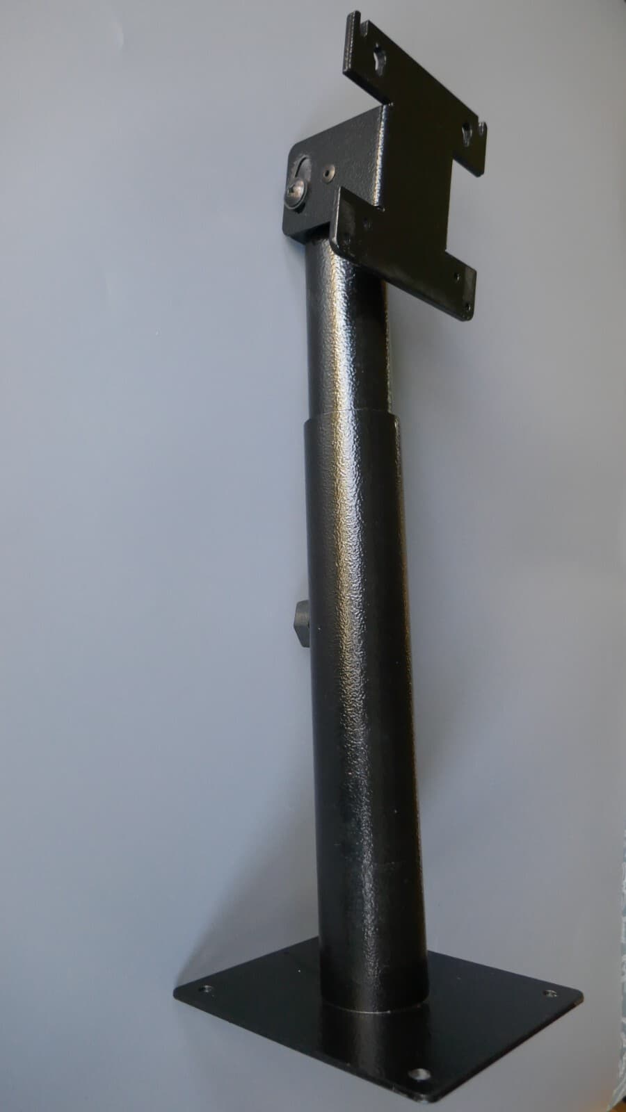 POS Monitor Mount Adjustable Height Pole/Heavy duty/Black Display Mount  15-18"