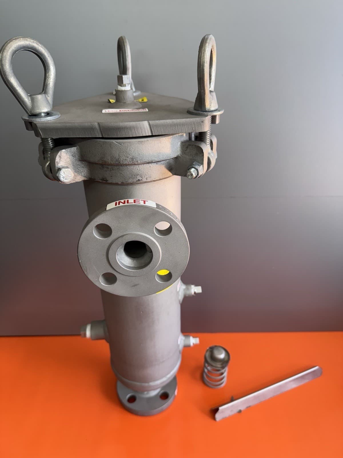 Filter Bag Housing 1”  4-1/2” Dia. X 15” Ht. Housing Trade Size 3” 150PSI SS316