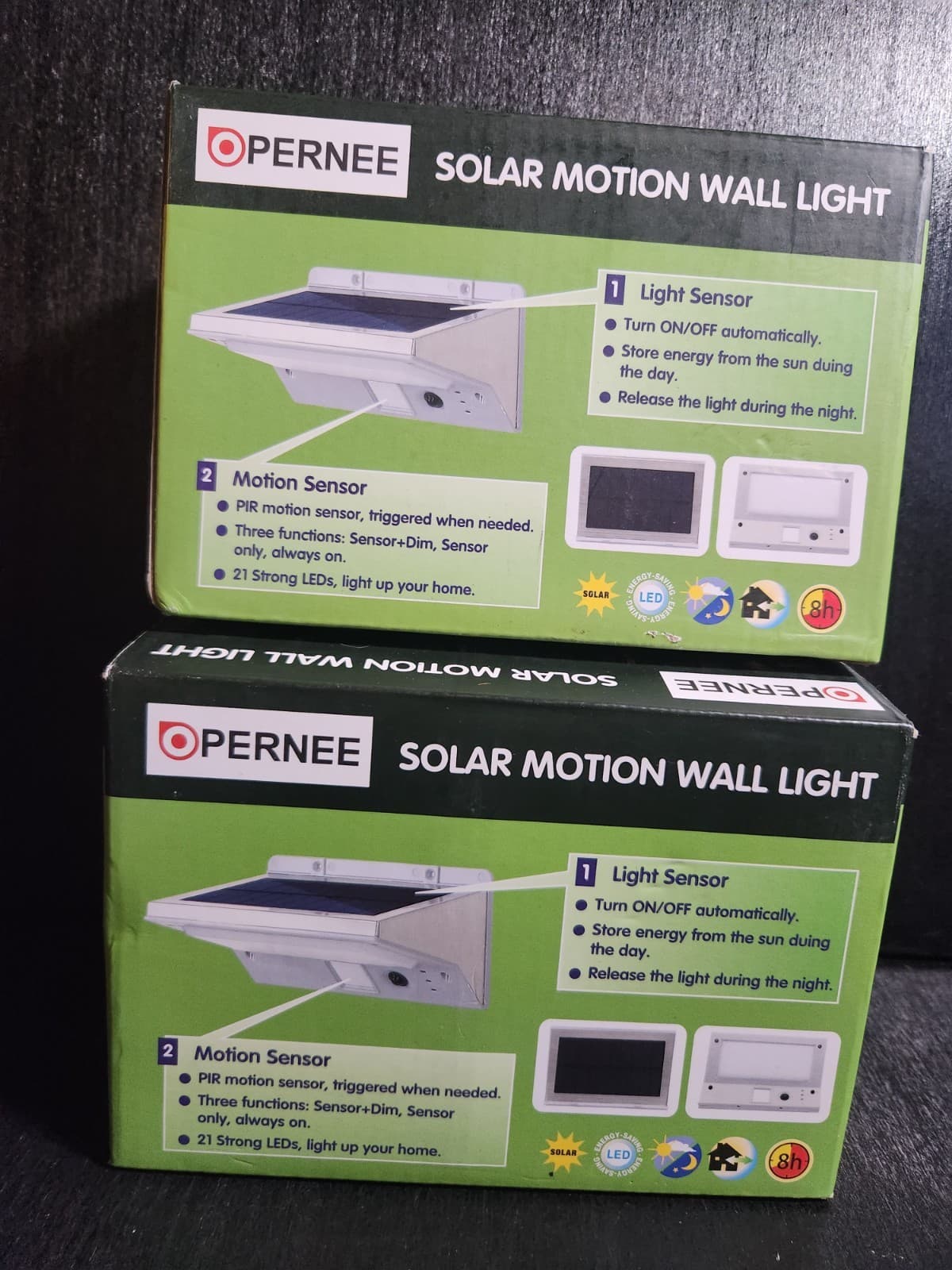 SOLAR MOTION WALL LIGHTS SET OF 2 OUTDOOR 21 LED WATERPROOF PERNEE NEW IN BOX 2