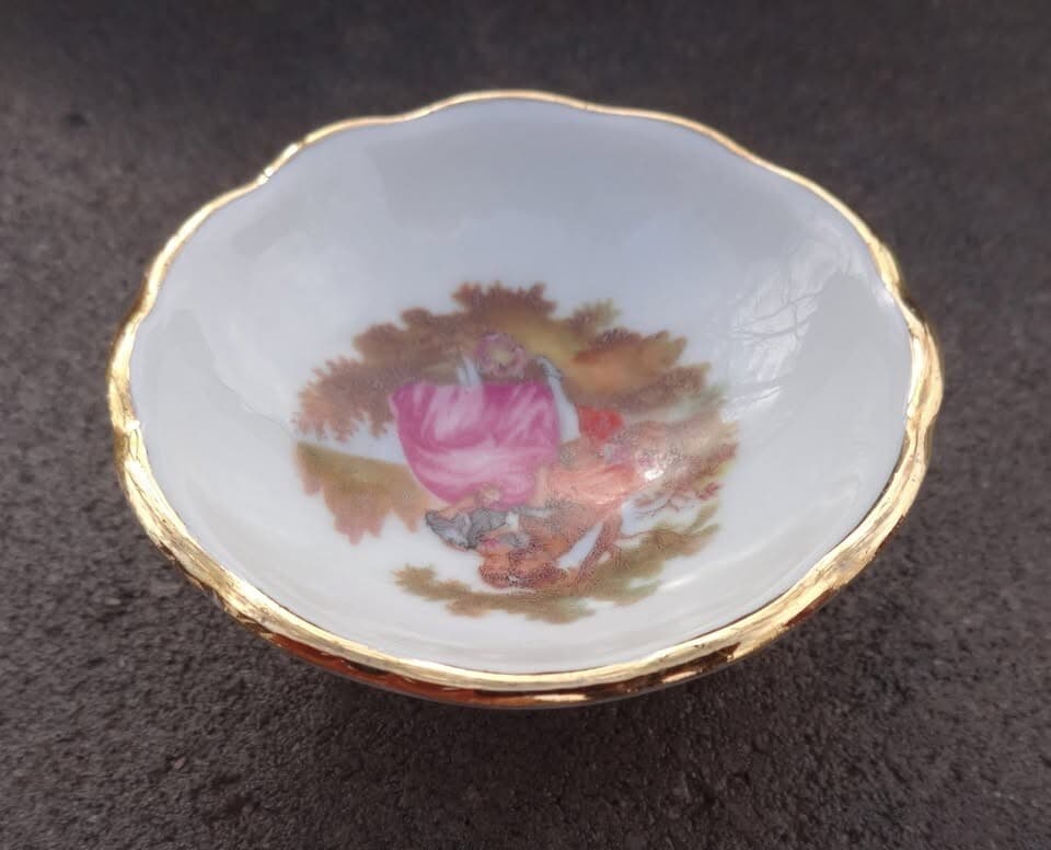 Footed Limoges Porcelain Open Salt Dip, Cellar, Dish w/Figures, Gold! 5