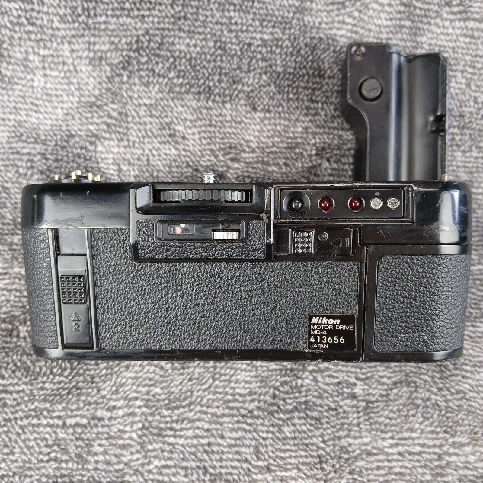 Nikon MD-4 Motor Drive for Film Camera Untested for Parts Repair 2