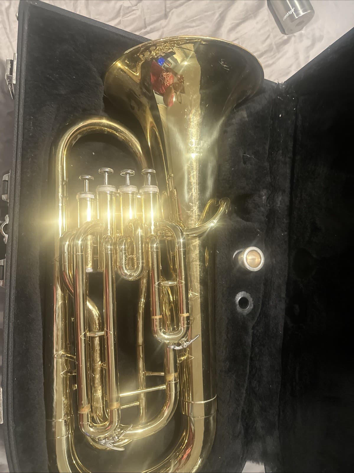 Olds Na38 Four Valve Euphonium Gold Finish with Hard Case Lightly Used Condition