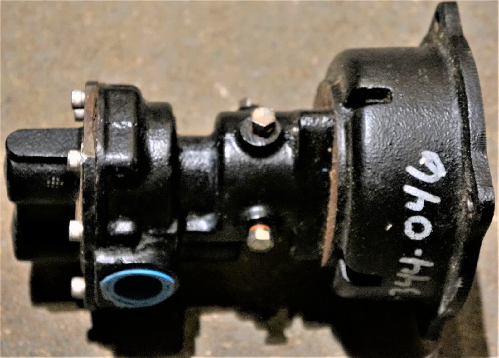 Cast Iron Oil Pump Head 10GPM Rotary Steel Gear For NEMA 56C Electric Motor 2