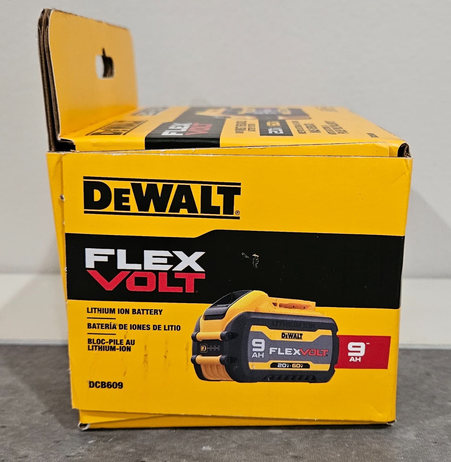 DeWALT DCB609 FlexVolt 20V / 60V MAX 9.0Ah 9 AH Lithium-Ion Battery 2025 4