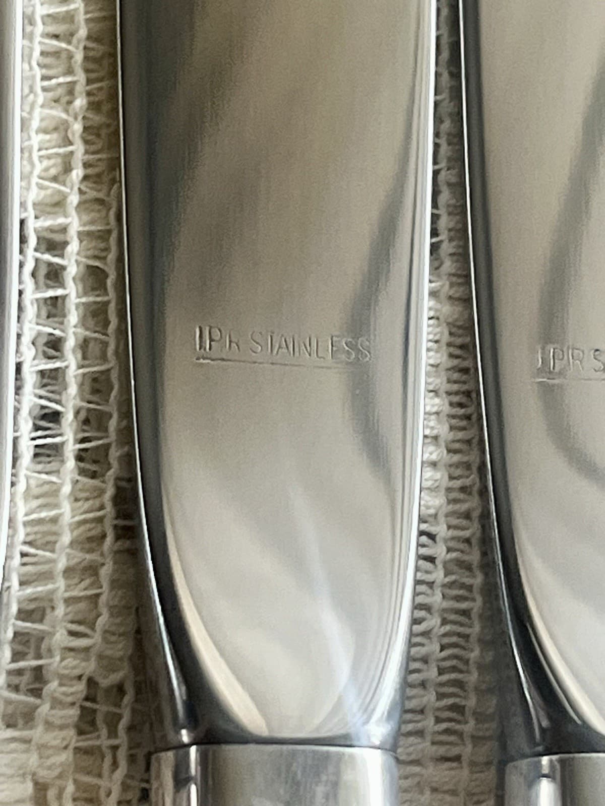 INTERNATIONAL SILVER Co. “Vintage” Pattern Leaf  1968 Dinner Knives Set Of 12 3