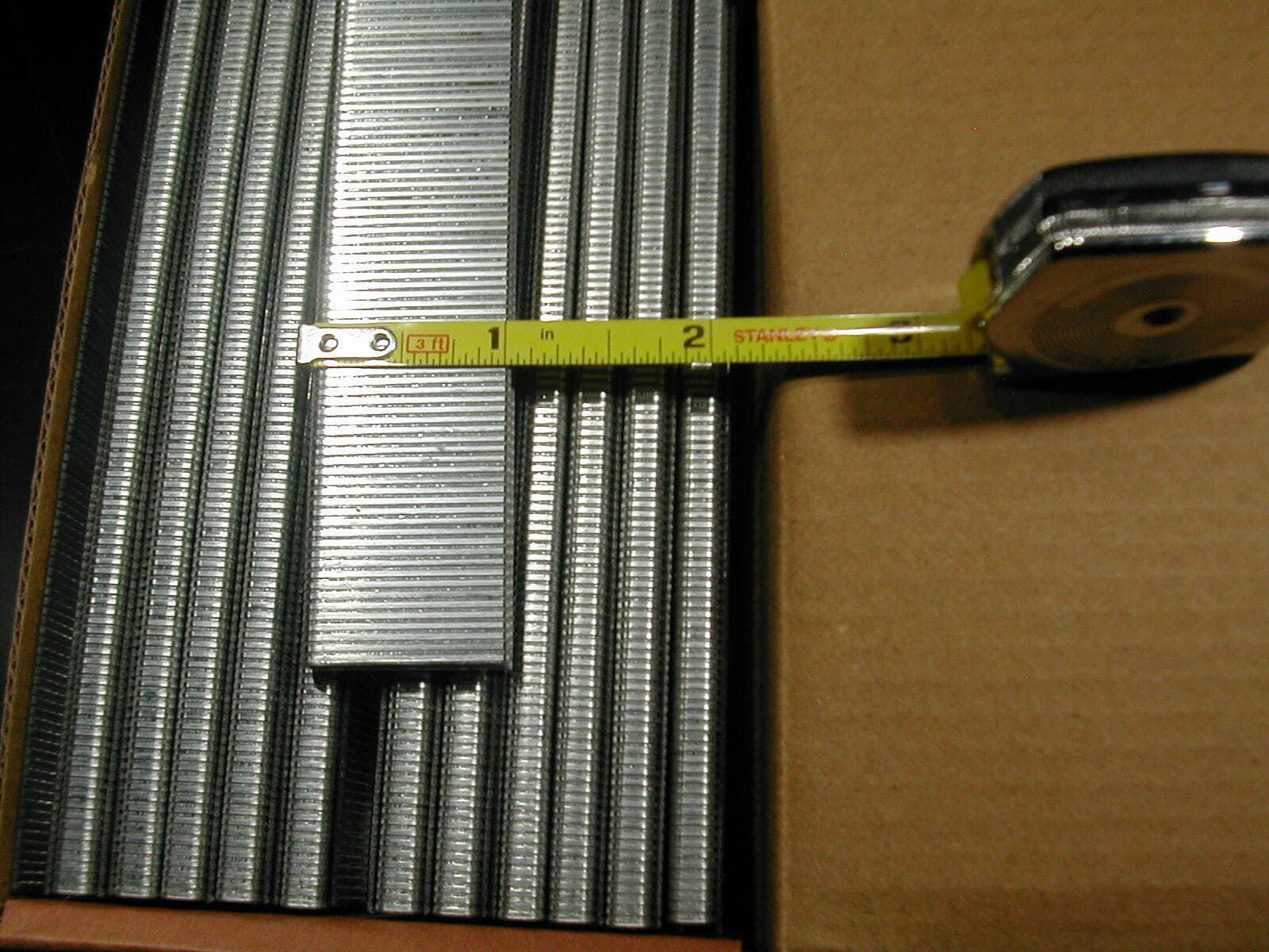 18 gauge 1/4" Narrow Crown Staples 5000/bx Galvanized Chisel Point 1" long 3