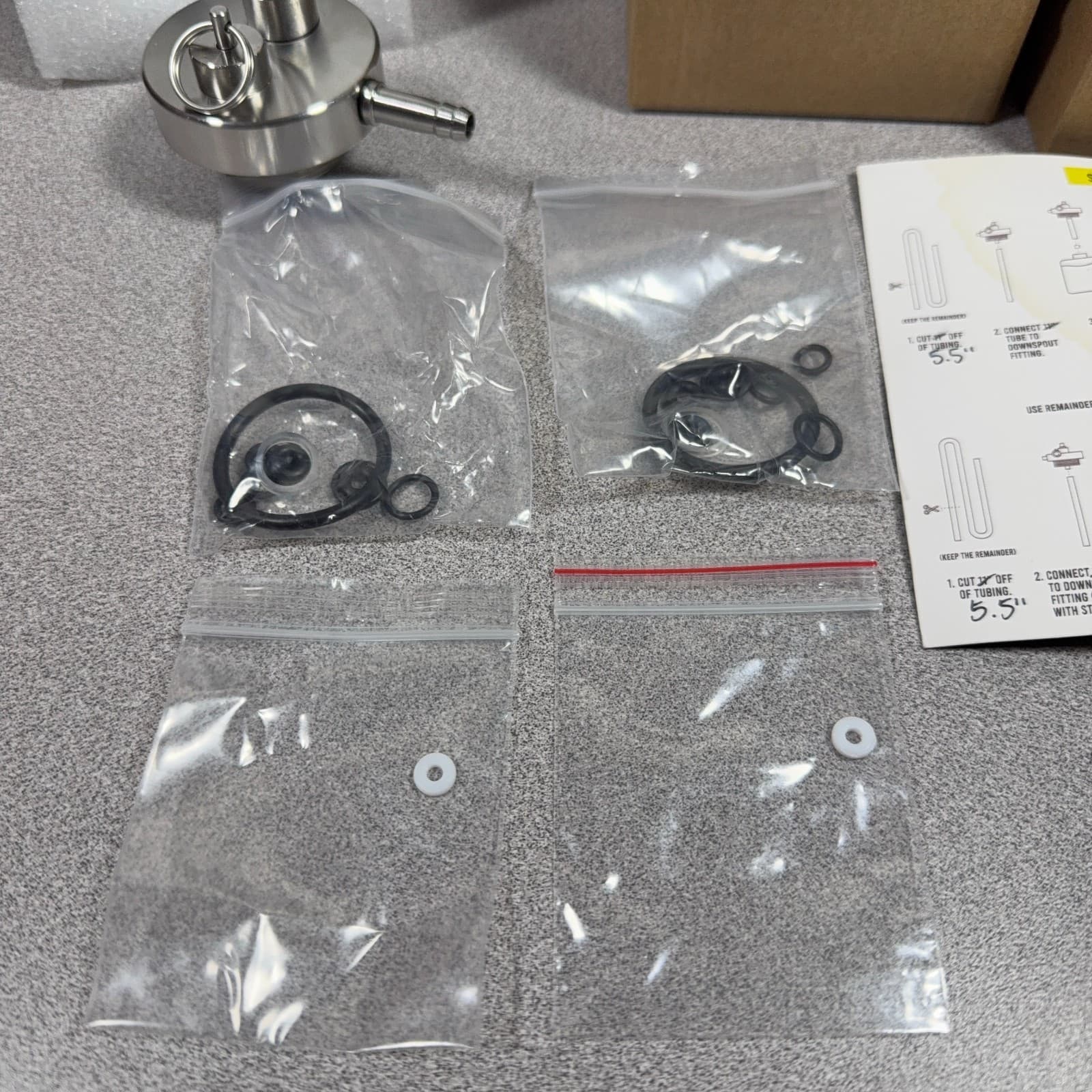 Square One (SquareKeg) Mini Keg Stainless Steel Keg Tap Complete System Grey 6