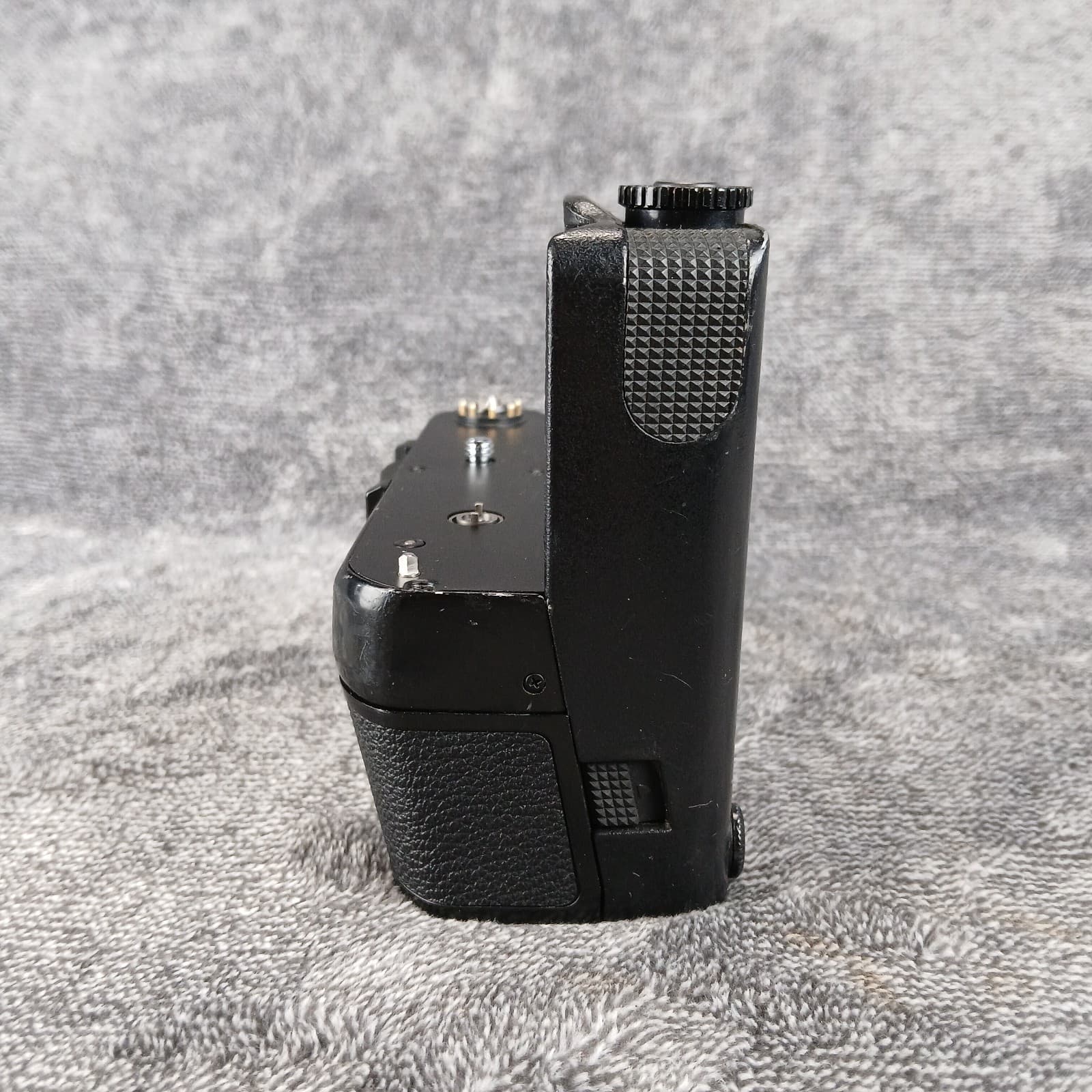 Nikon MD-4 Motor Drive for Film Camera Untested for Parts Repair 3