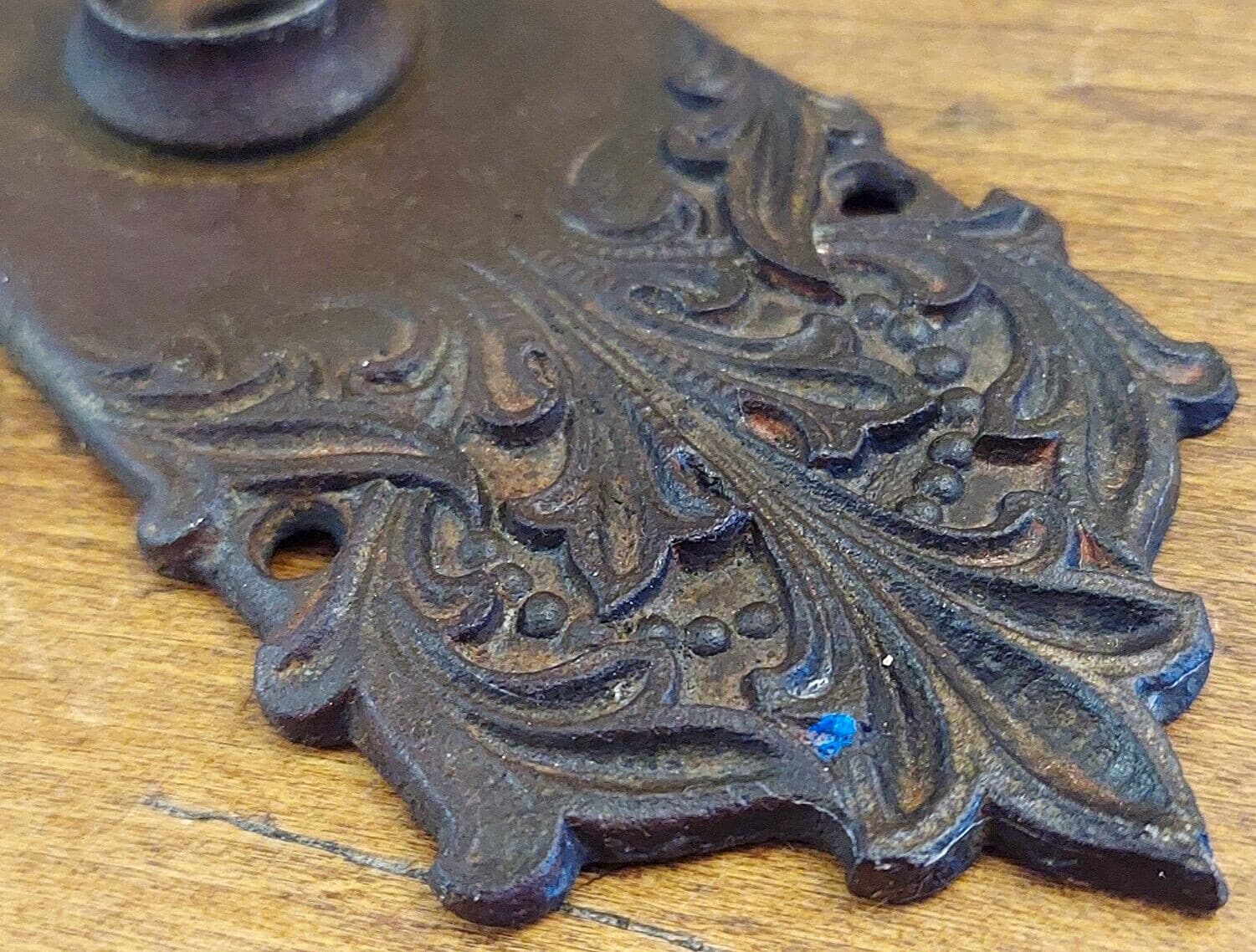 Vintage HEAVY Ornate Cast Iron Door Knob Back Plate 8.5” Antique 3