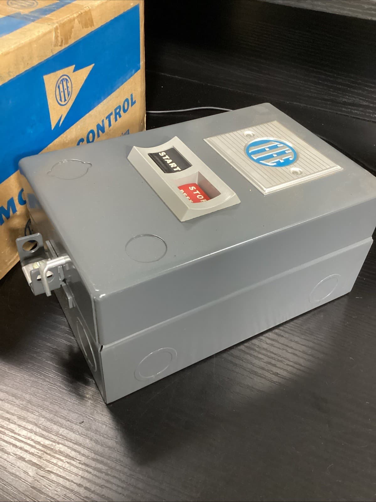 ITE C202B1  INTEGRAL H.P. MANUAL STARTER  Class 20 NEW 4