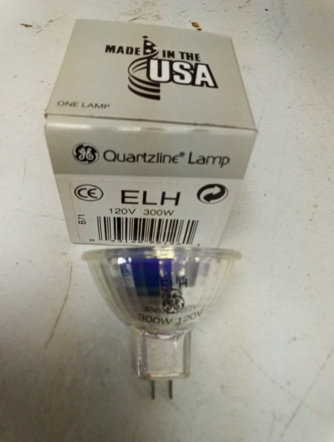 GE Quartzline Lamp ELH 120 VOLTS - 300 WATTS   3