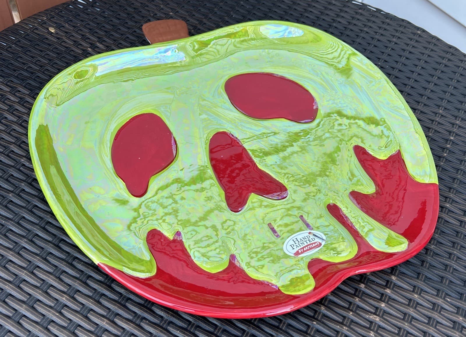 Disney Villains Evil Queen Poison Apple Platter Iridescent Hand Painted 14in New 3