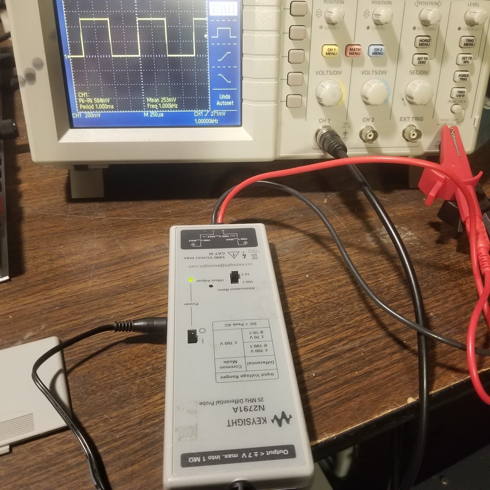 Differential High voltage Oscilloscope probe 700V, 25MHz TESTED Keysight N2791A 4