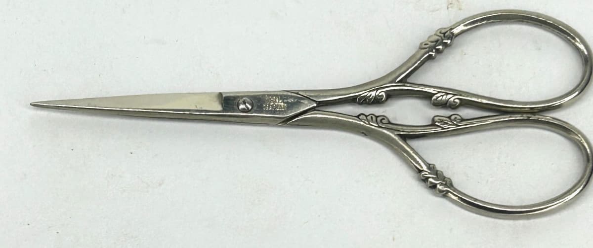 Vintage Sewing Embroidery Scissors Tell Germany 3.75" Long with Leather Case 6