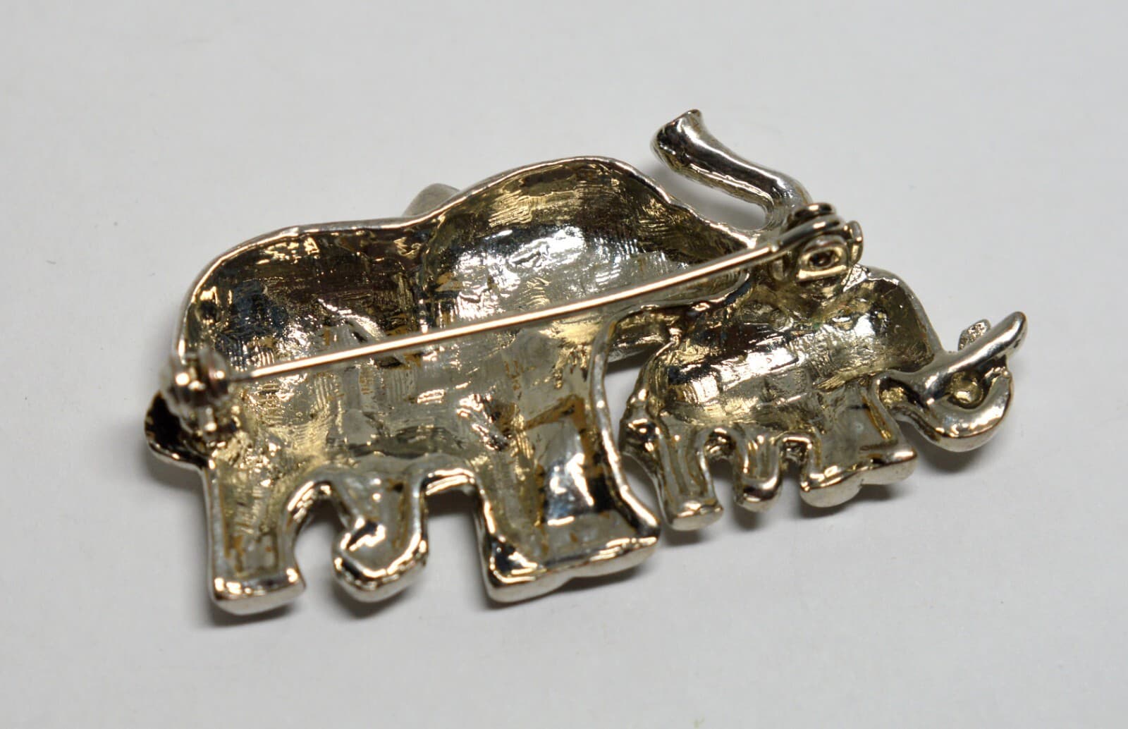 ELEPHANT FAMILY BROOCH 4