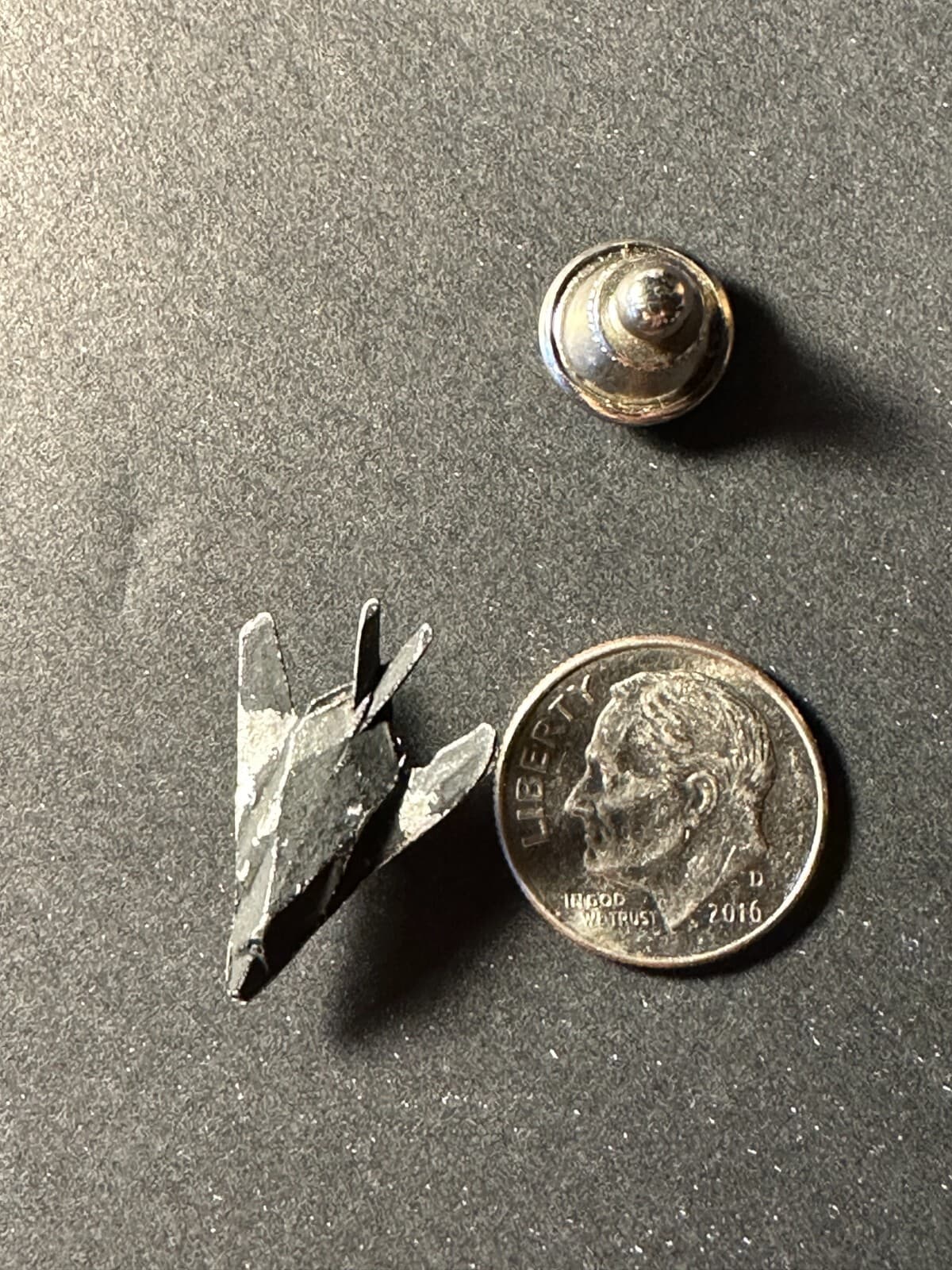 Aviation F-117 NIGHTHAWK stealth attack aircraft Lapel Pin Hat Pin All Black 2