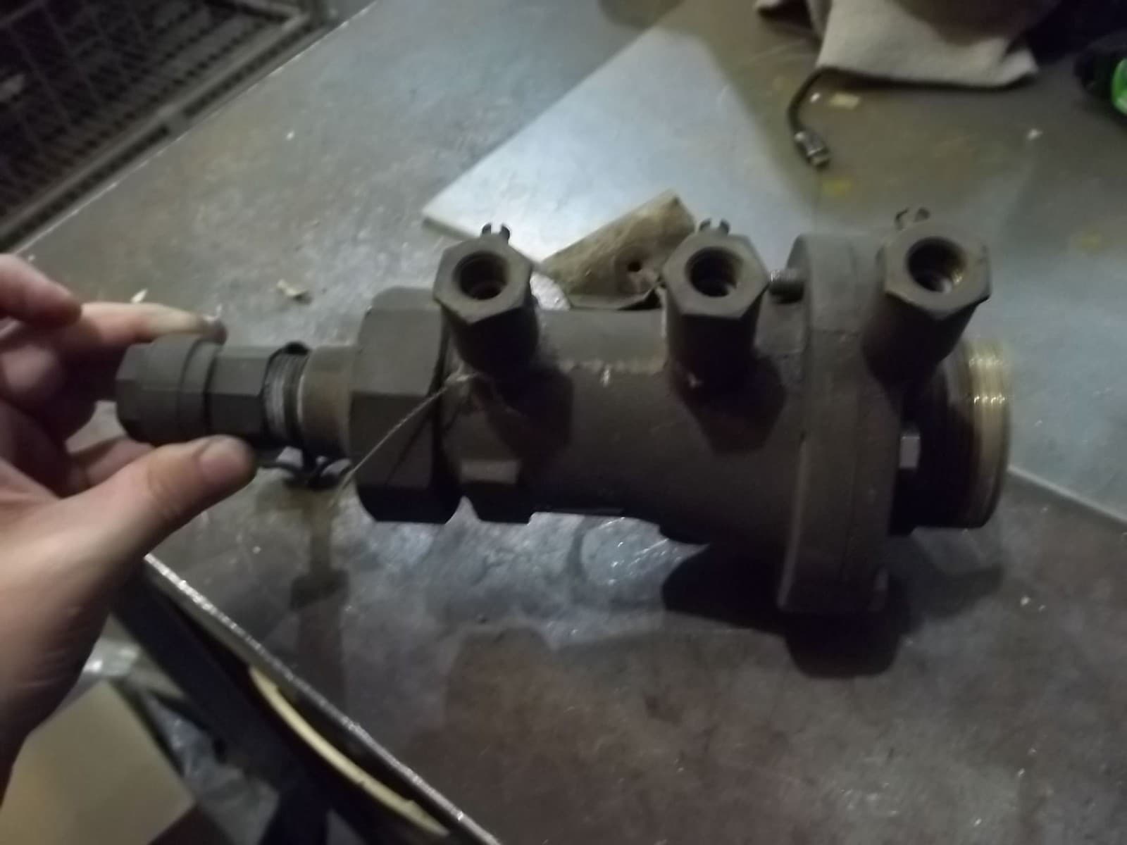 WATTS 900 REDUCED PRESSURE BACKFLOW PREVENTER 3/4" 175 LBS. AT 140F (K4) 4