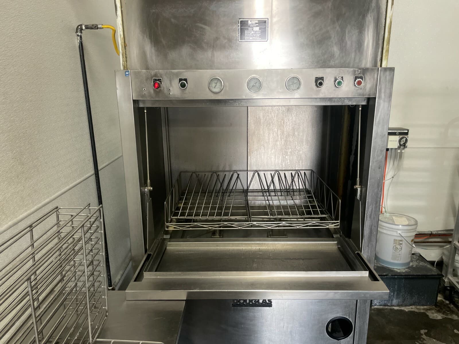 Used Douglas Machine Pan washer Model SD-12 Gas 3