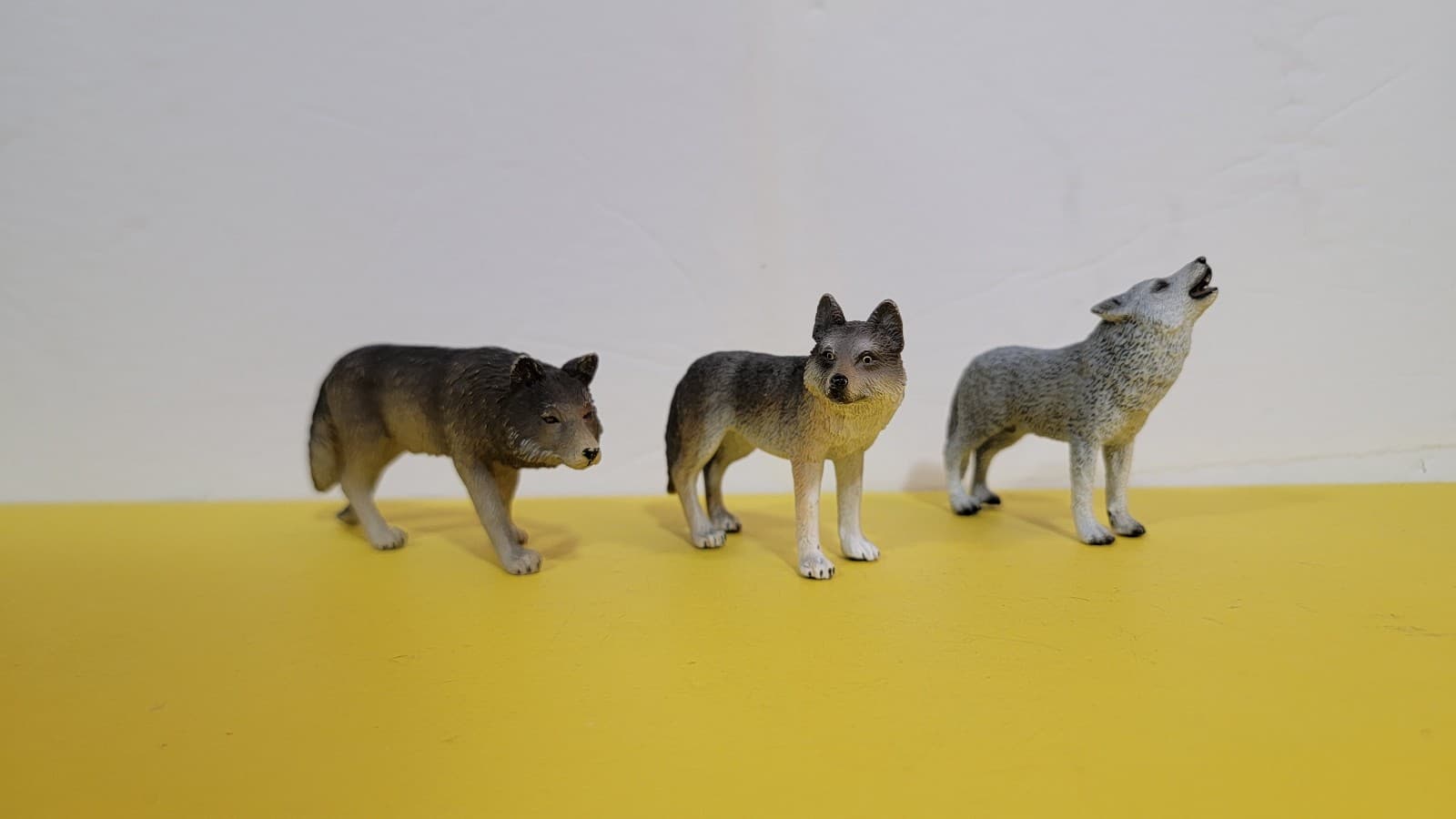 Schleich Mojo 3 Timber Gray Wolves Wolf Adult Wild North American Animal Figures