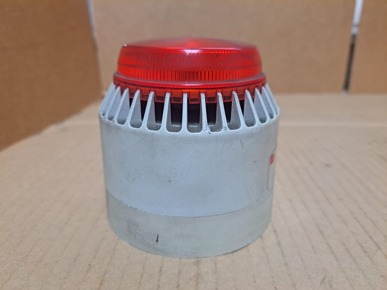 Federal Signal Corp. LP7 Streamline Low Profile Sounder / Strobe  4