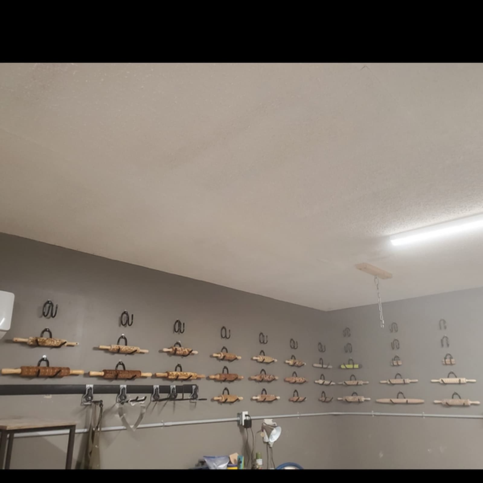 4 Pack Rolling Pin Holder Display Rack Storage for Kitchen Wall Hanging Rack 2