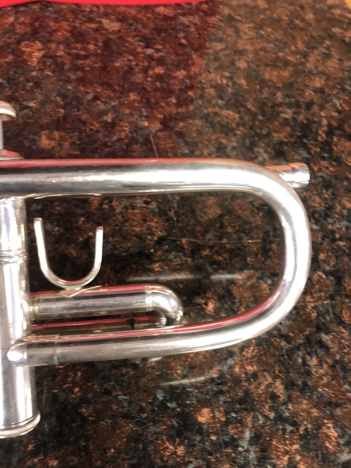 Bach TR200 Trumpet - Silver With Hard Case And Two Mouth pieces (LOOK) 6