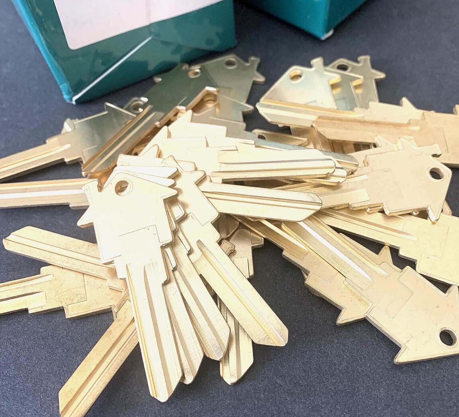 APARTMENT-HOME House Shaped Key Blanks 100-KW-11-6 PIN KWIKSET BRASS RE AGENTS